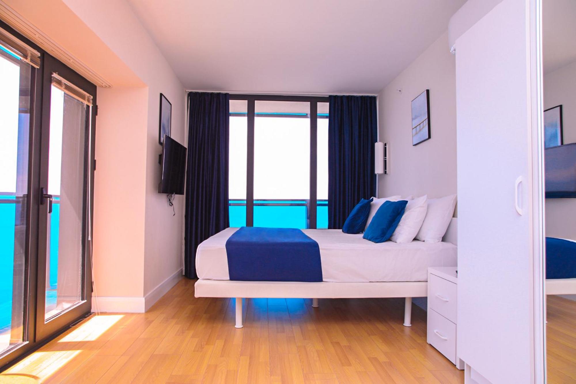 Relax And Unwind Premier Sea View Aparthotel In Batumi Eksteriør bilde