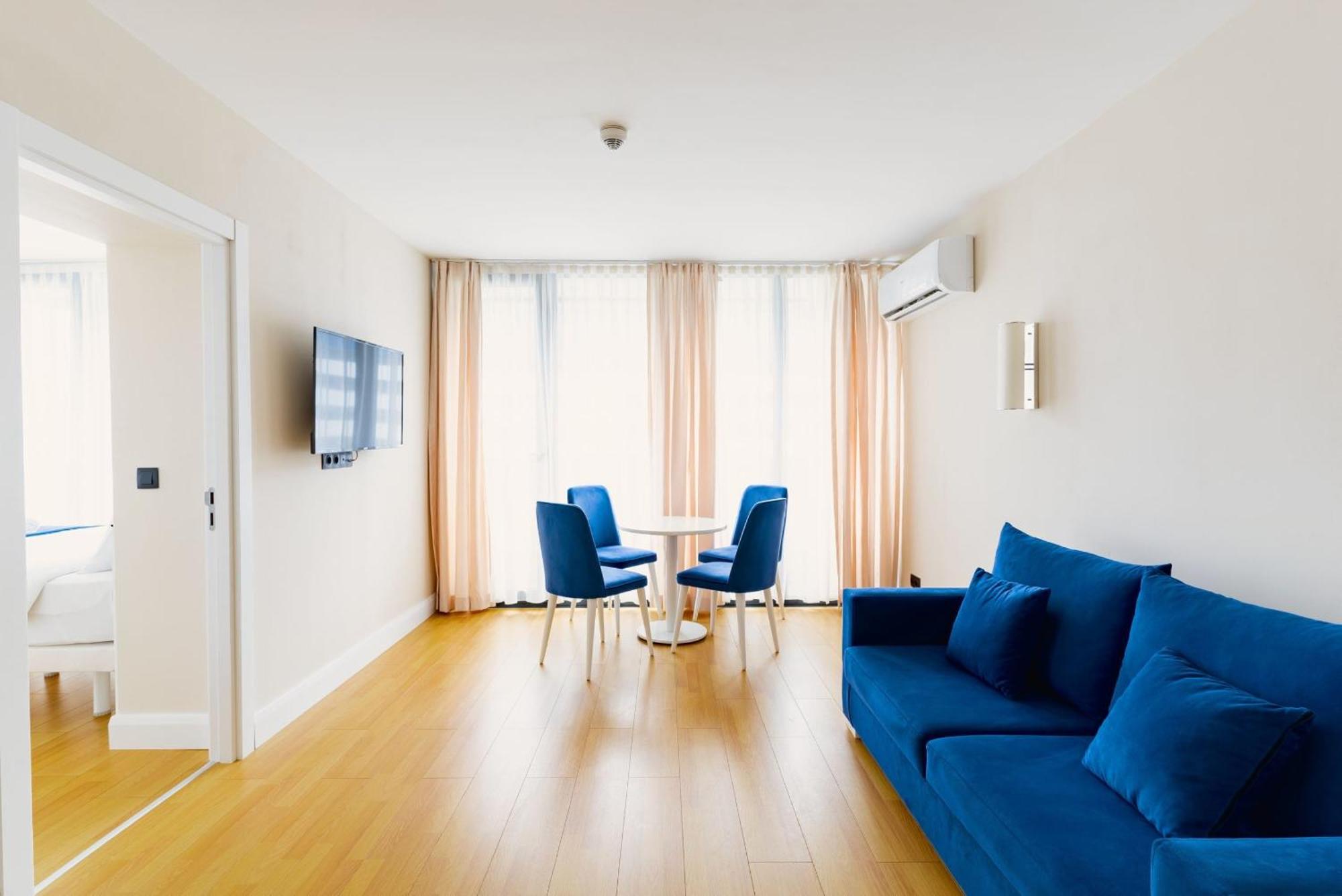 Relax And Unwind Premier Sea View Aparthotel In Batumi Eksteriør bilde